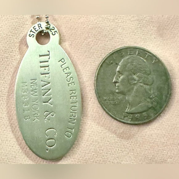 Tiffany & Co. Vintage Return to Tiffany 925 Silver Large Oval Dog Tag Necklace - Picture 5 of 5